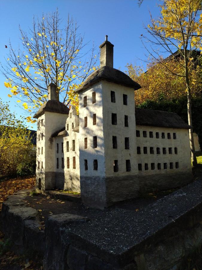 Panoramahaus Sauerland Apartment Arnsberg Bagian luar foto